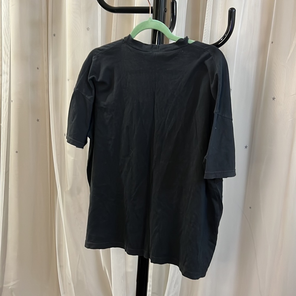 Black Top - Picture 4 of 4